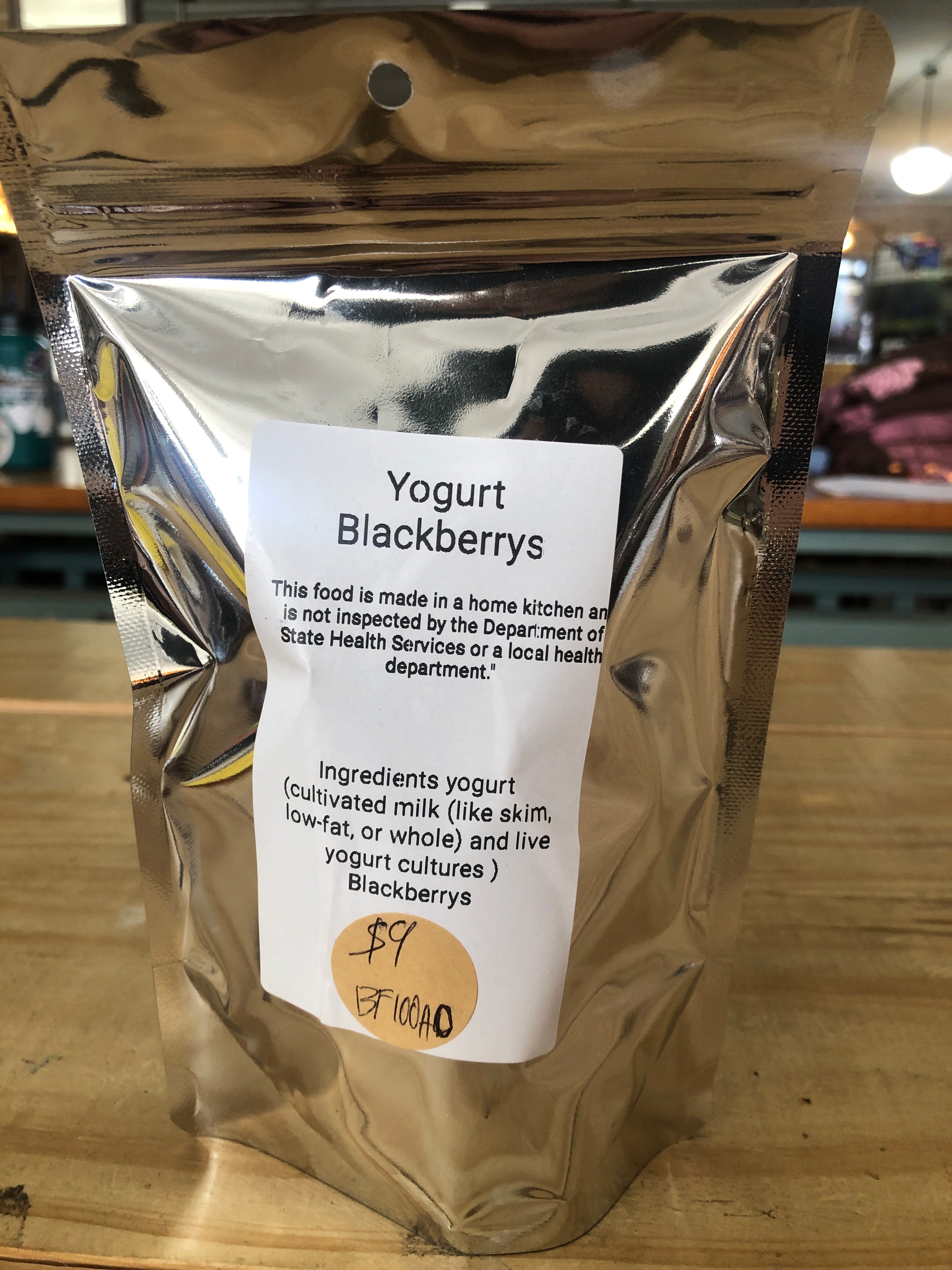 freeze dried Blackberry yogurt bites