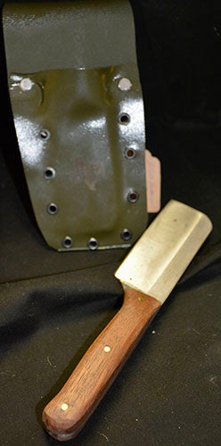 bull cutter knife with sheath