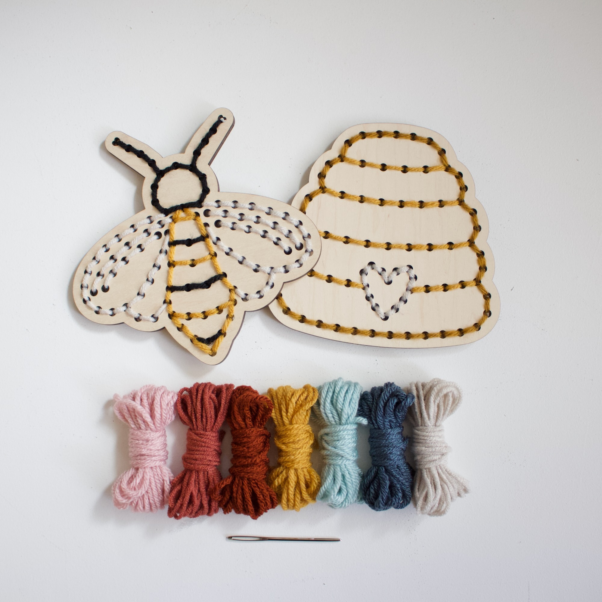Bee & Beehive Set Wooden Yarn Embroidery Kit – Kid Friendly