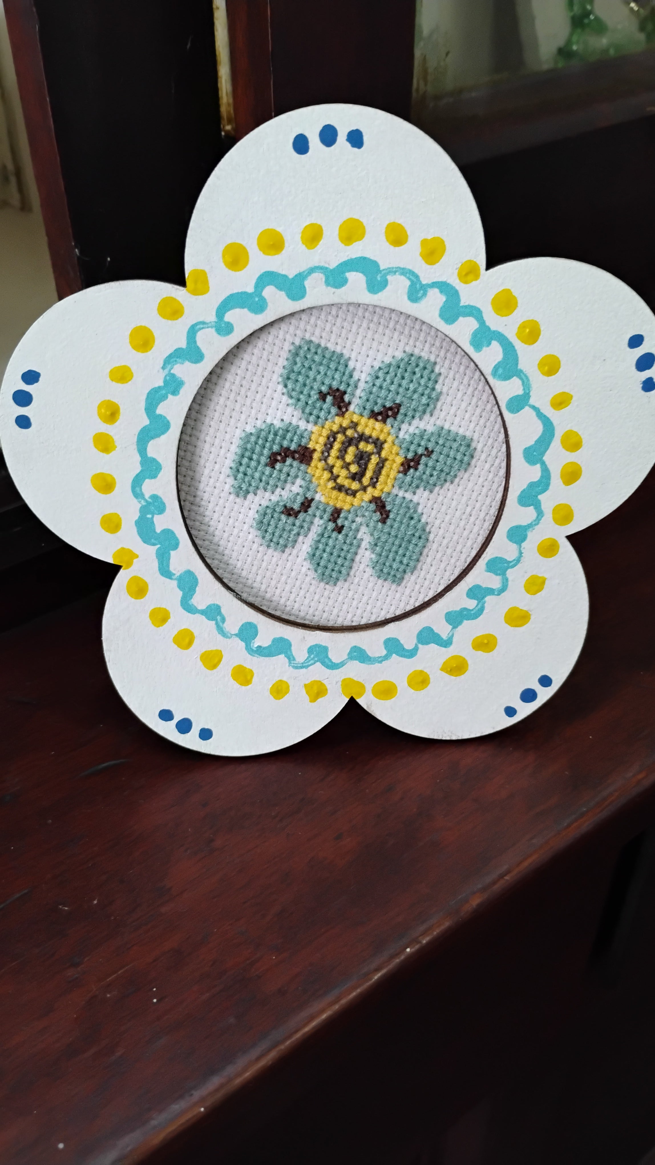 Flower framed cross stitch flower