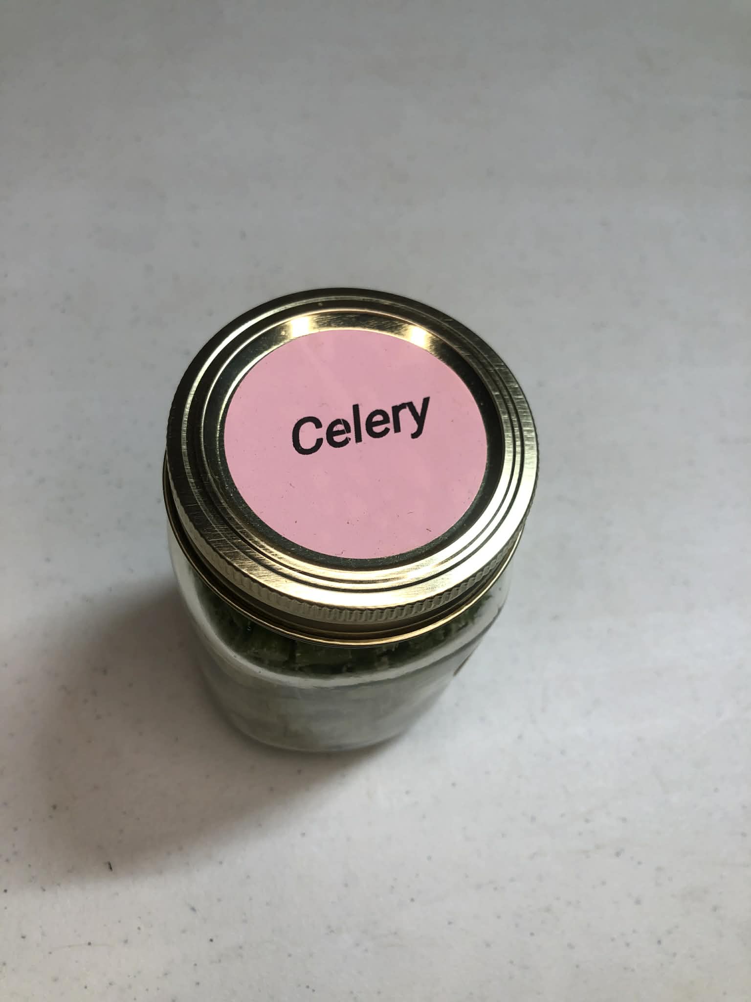 Freeze dried celery