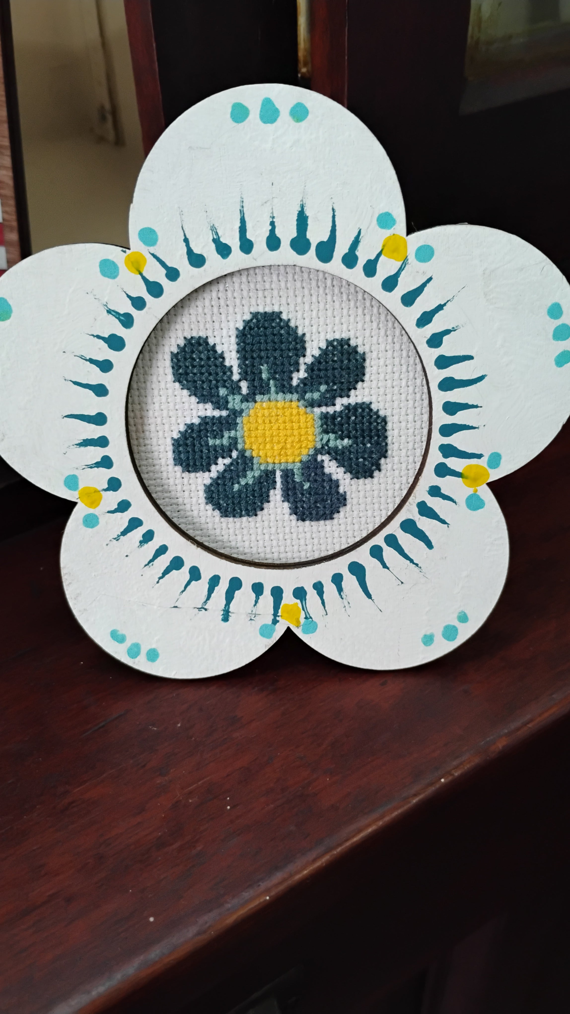 Flower framed cross stitch flower