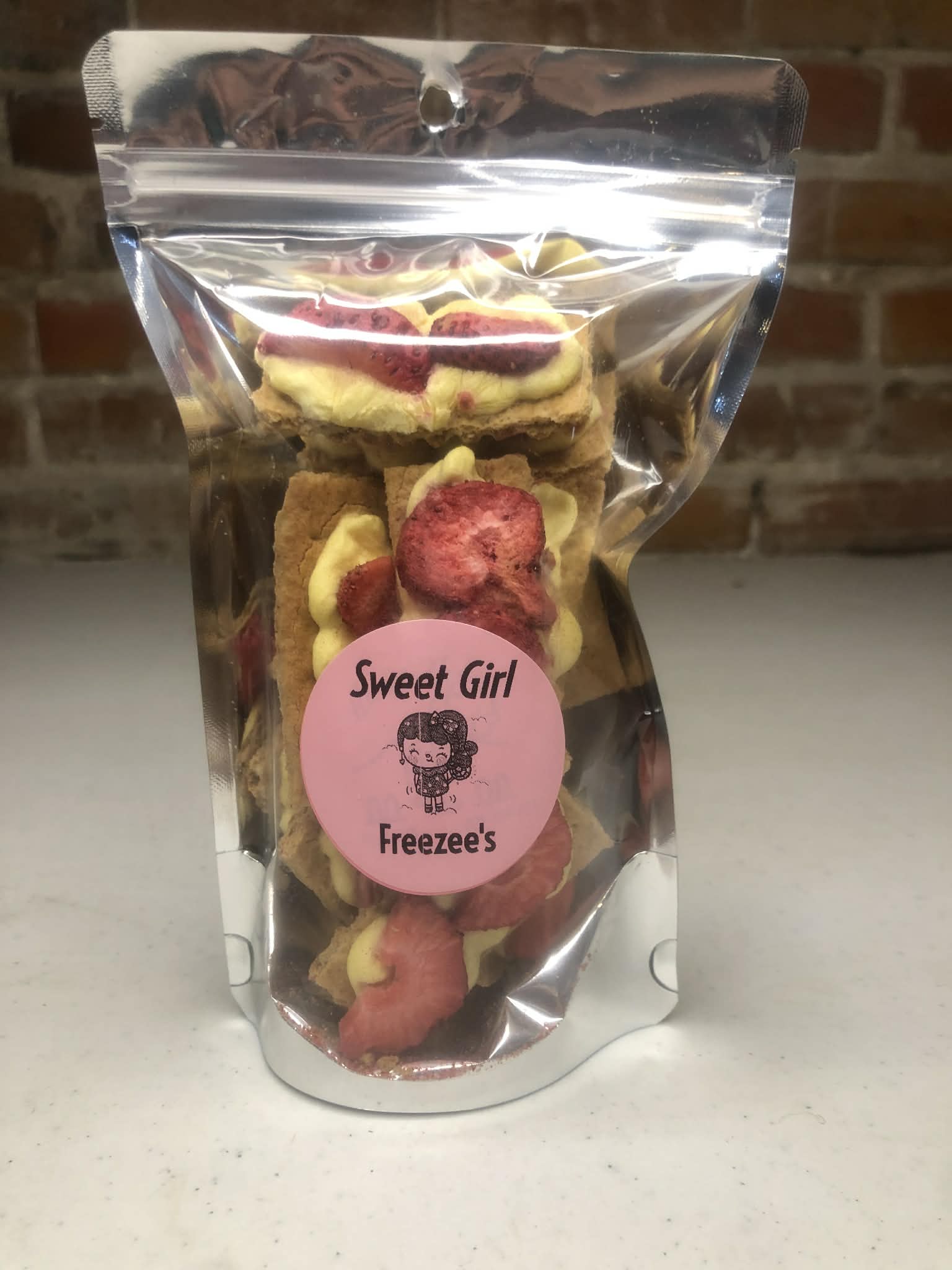 Freeze dried strawberry treats