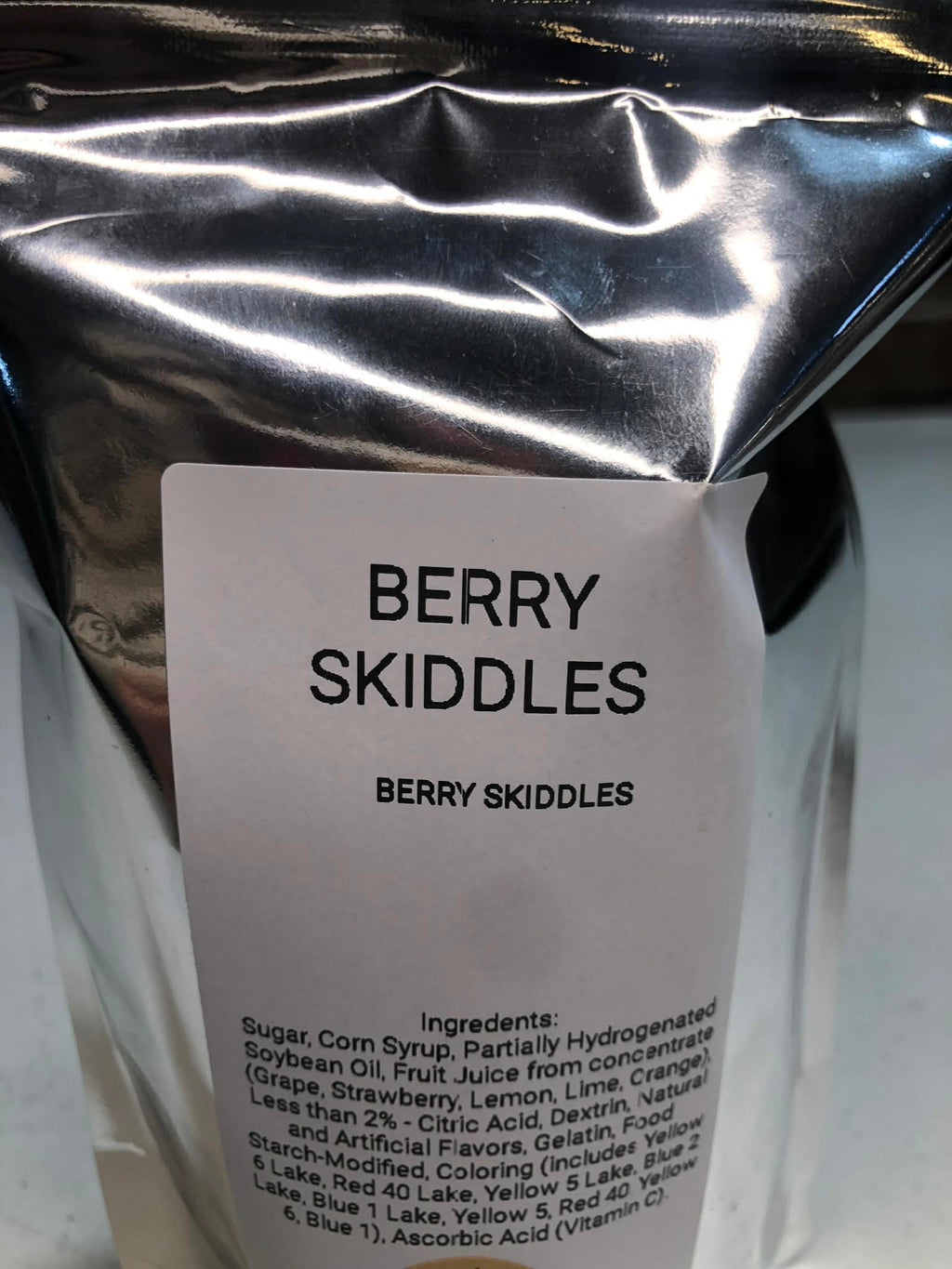 Freeze dried berry skiddles