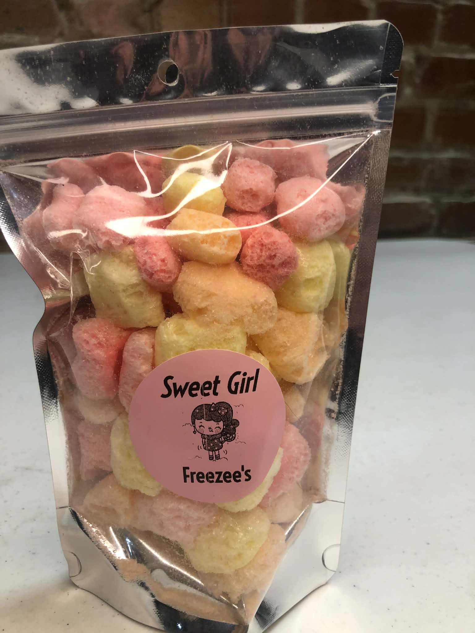 Freeze dried mini stars